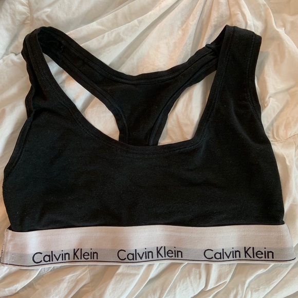 Calvin Klein sports bra - Picture 1 of 3